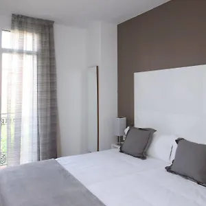 https://mh-apartments-suites.topbarcelonahotels.com